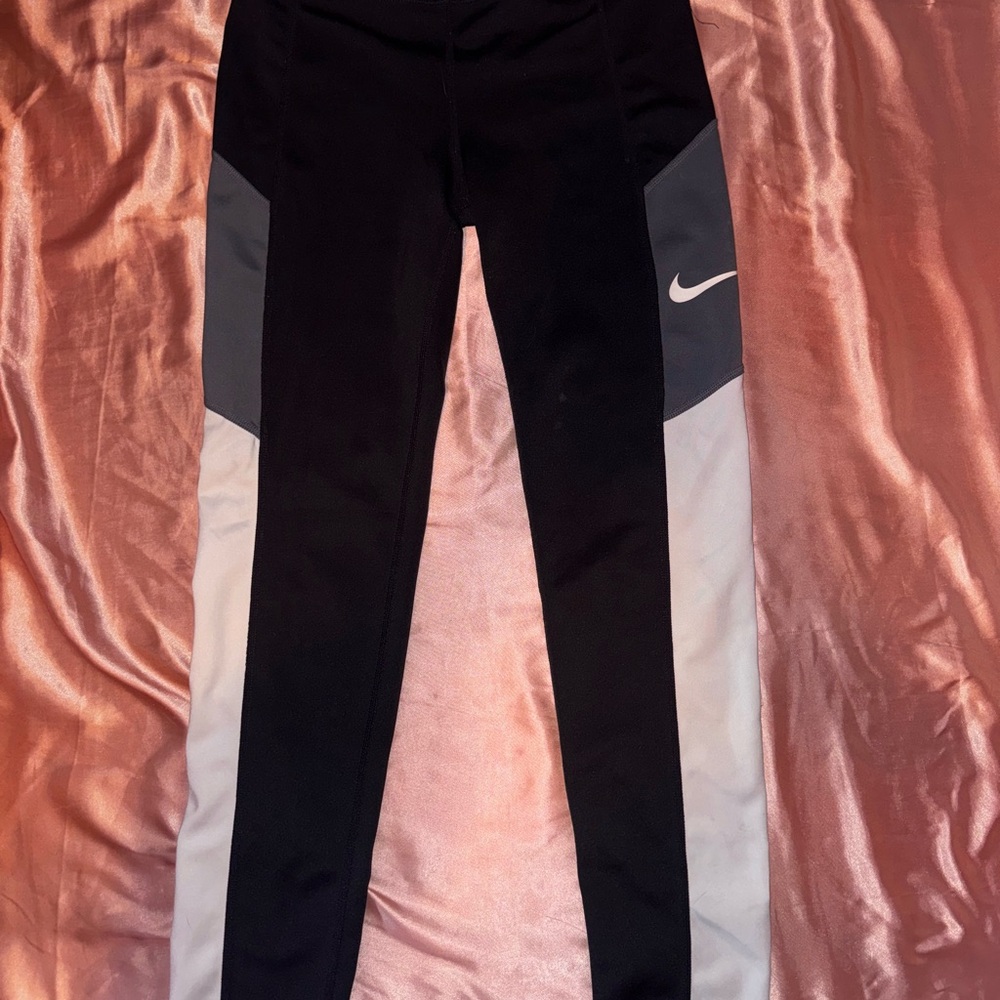 Nike leggings